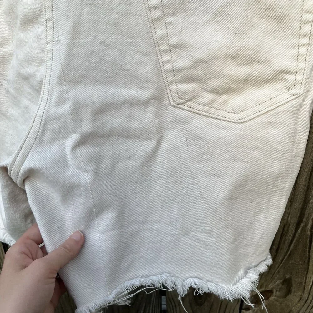 Vintage Boss Shorts Mens 36 White Denim Hip Hop Rap 90s Baggy Spellout Logo Fray